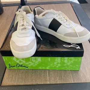 Womens Sam Edelman white/black sneakers